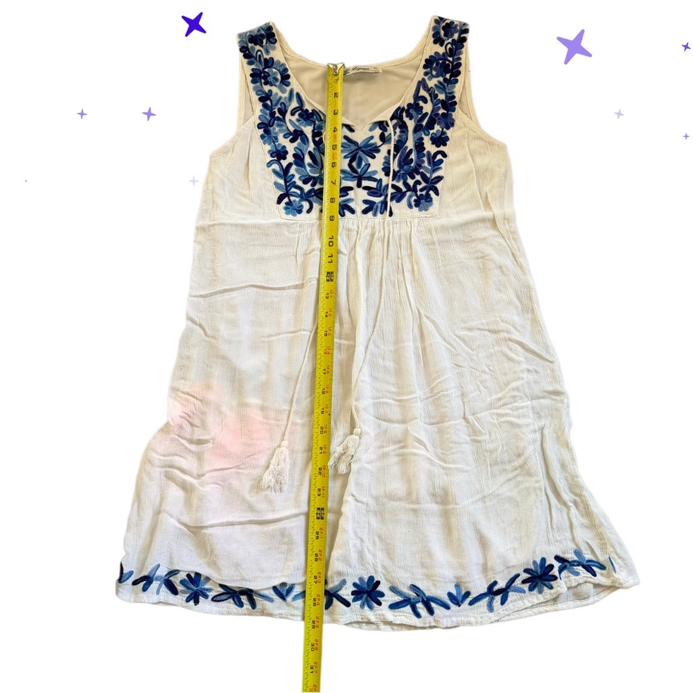 Final Sale! Bundle! 🌟Lapogee White Beachy Sleevless Mini Dress Blue Embroidered - Picture 5 of 6